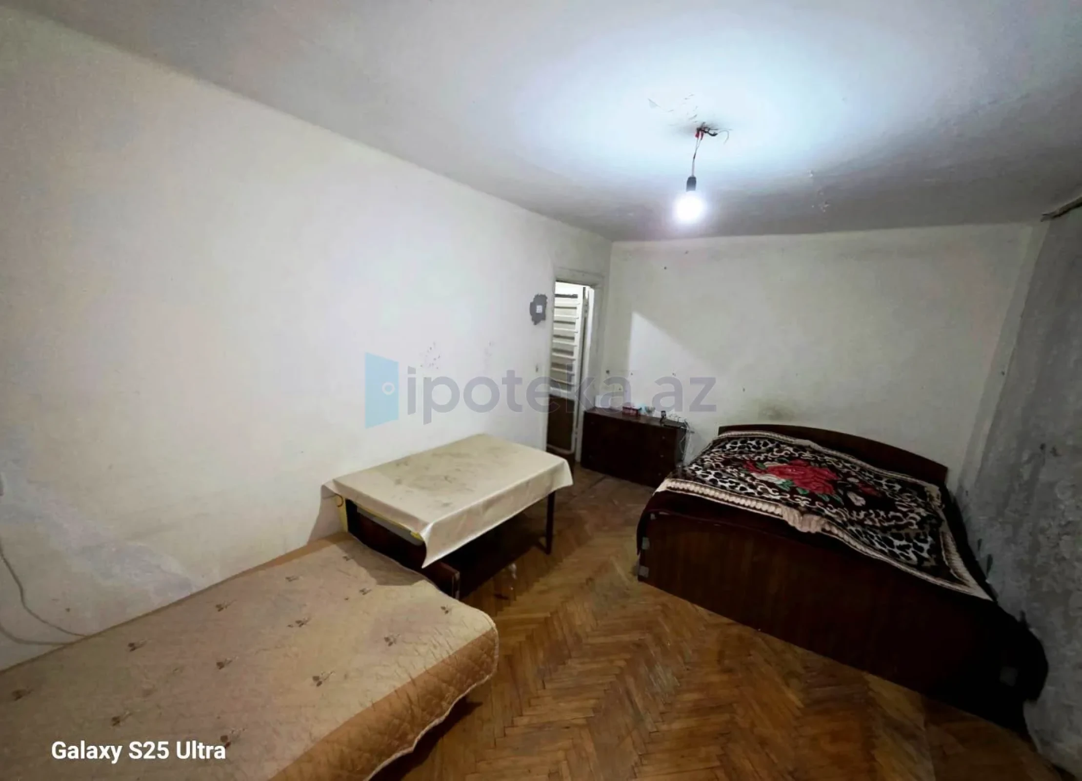 Satılır 1 otaqlı köhnə tikili 35 m²