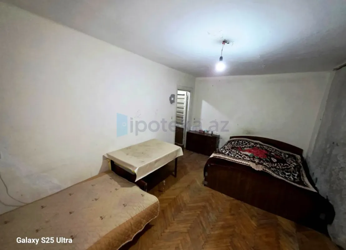 Satılır 1 otaqlı köhnə tikili 35 m²
