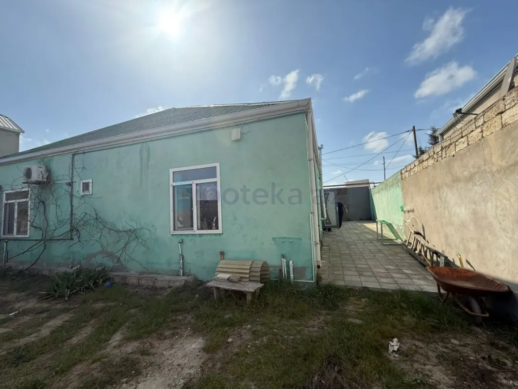 Satılır 5 otaqlı həyət evi 130 m²