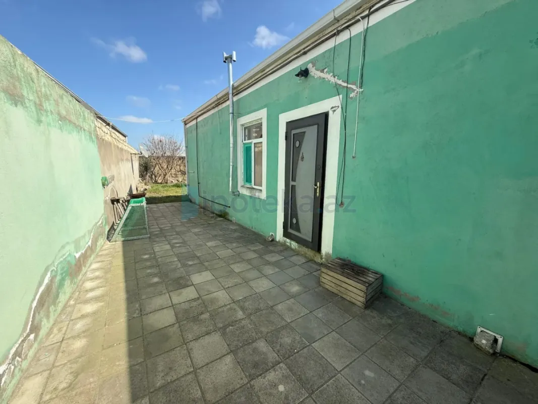 Satılır 5 otaqlı həyət evi 130 m²