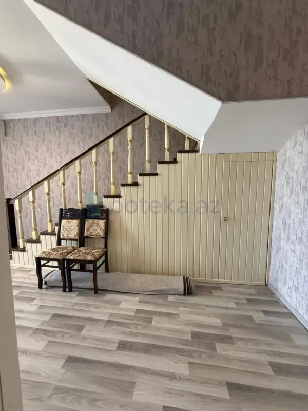Satılır 4 otaqlı həyət evi 150 m²