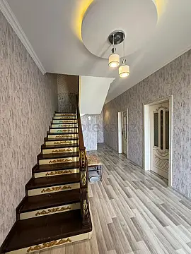 Satılır 4 otaqlı həyət evi 150 m²