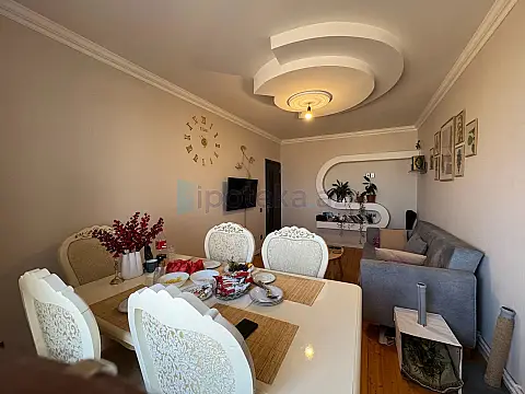 Satılır 3 otaqlı köhnə tikili 80 m² — Bakı, Yeni Günəşli 3 otaq 80.00 m²