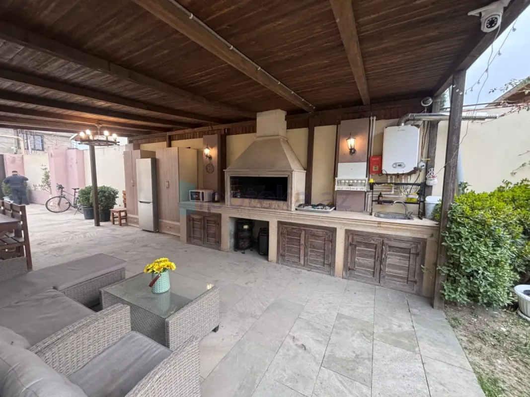 Satılır 3 otaqlı mənzil 150 m²