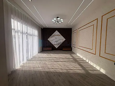 Satılır 4 otaqlı mənzil 145 m²