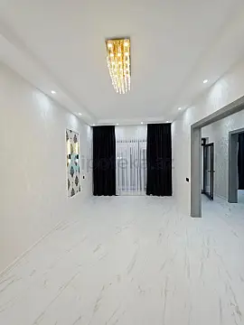 Satılır 4 otaqlı mənzil 160 m²