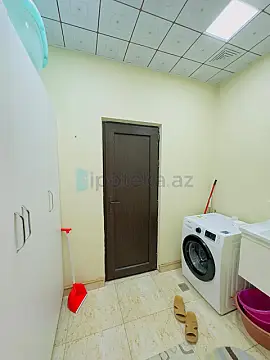 Satılır 7 otaqlı mənzil 260 m²