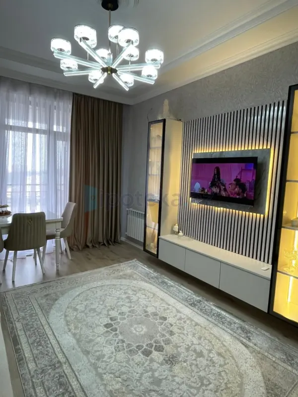 Satılır 2 otaqlı yeni tikili 76 m²