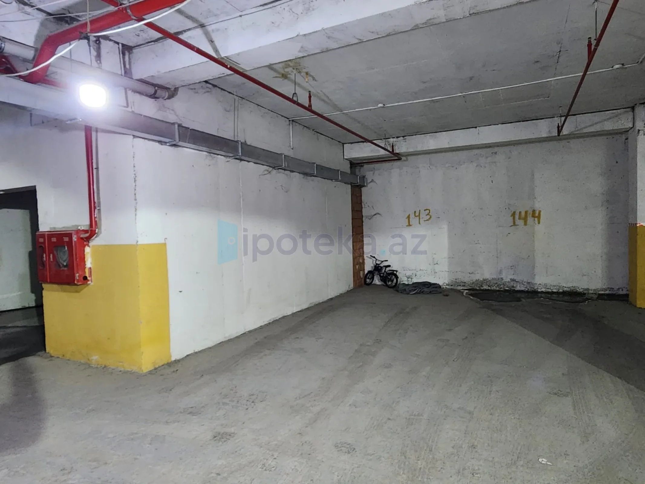 Satılır qaraj 57 m²