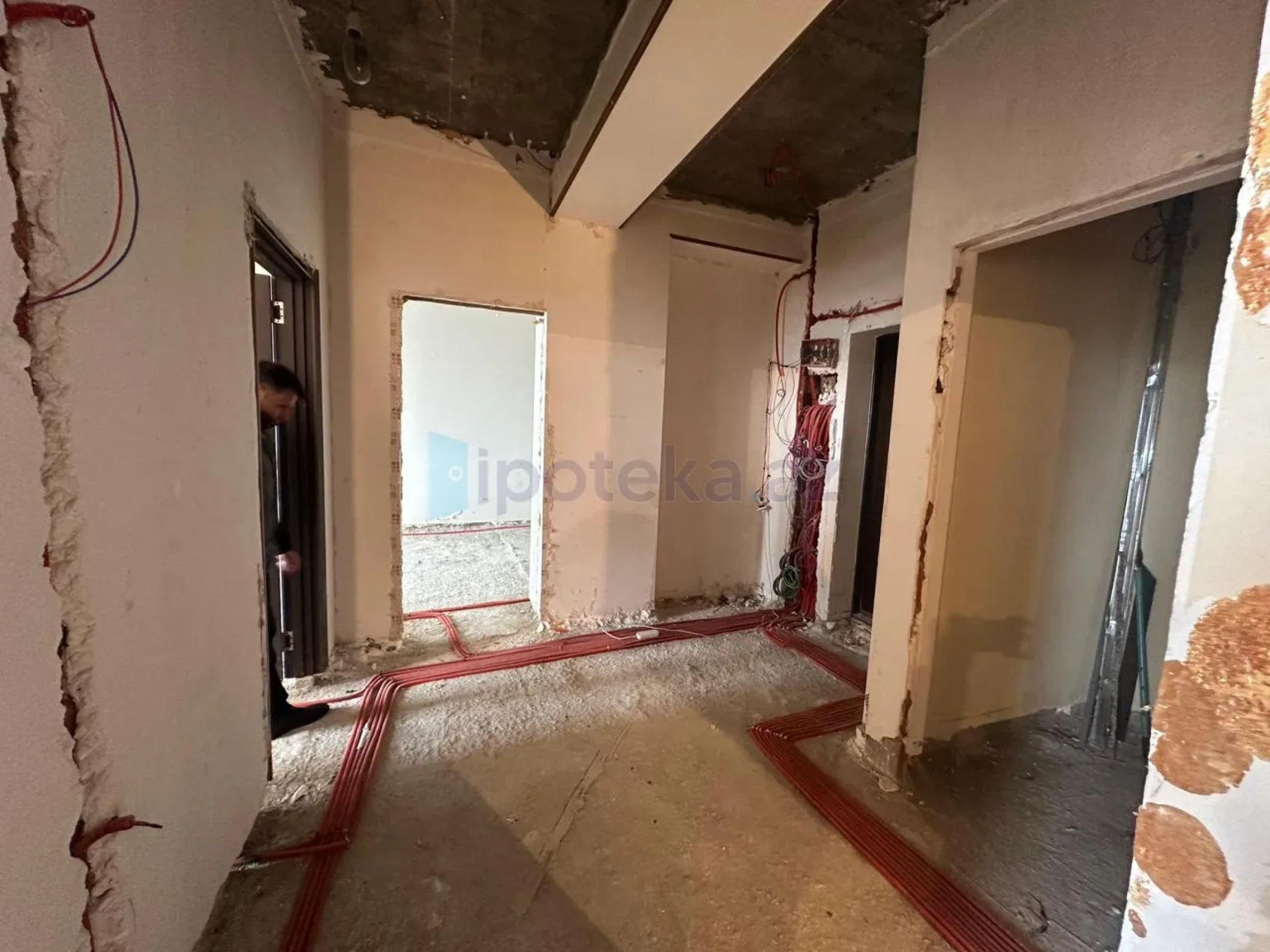 Satılır 2 otaqlı yeni tikili 83 m²