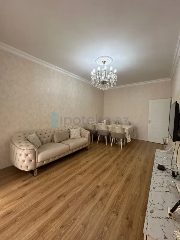 Satılır 2 otaqlı yeni tikili 90 m²
