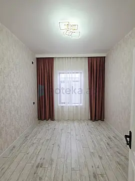 Satılır 4 otaqlı mənzil 160 m²