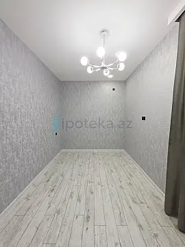 Satılır 4 otaqlı mənzil 160 m²