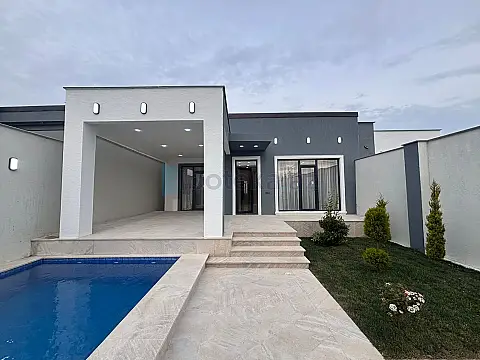 Satılır 4 otaqlı mənzil 135 m² — Bakı, Şüvəlan 4 otaq 135.00 m²