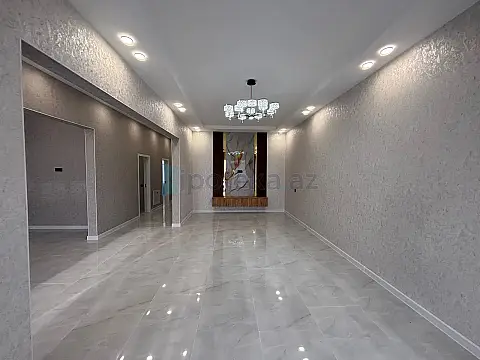 Satılır 4 otaqlı mənzil 135 m²