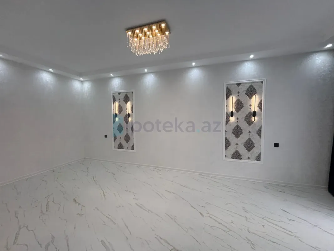 Satılır 4 otaqlı mənzil 160 m²