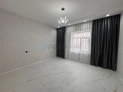 Satılır 4 otaqlı mənzil 160 m²