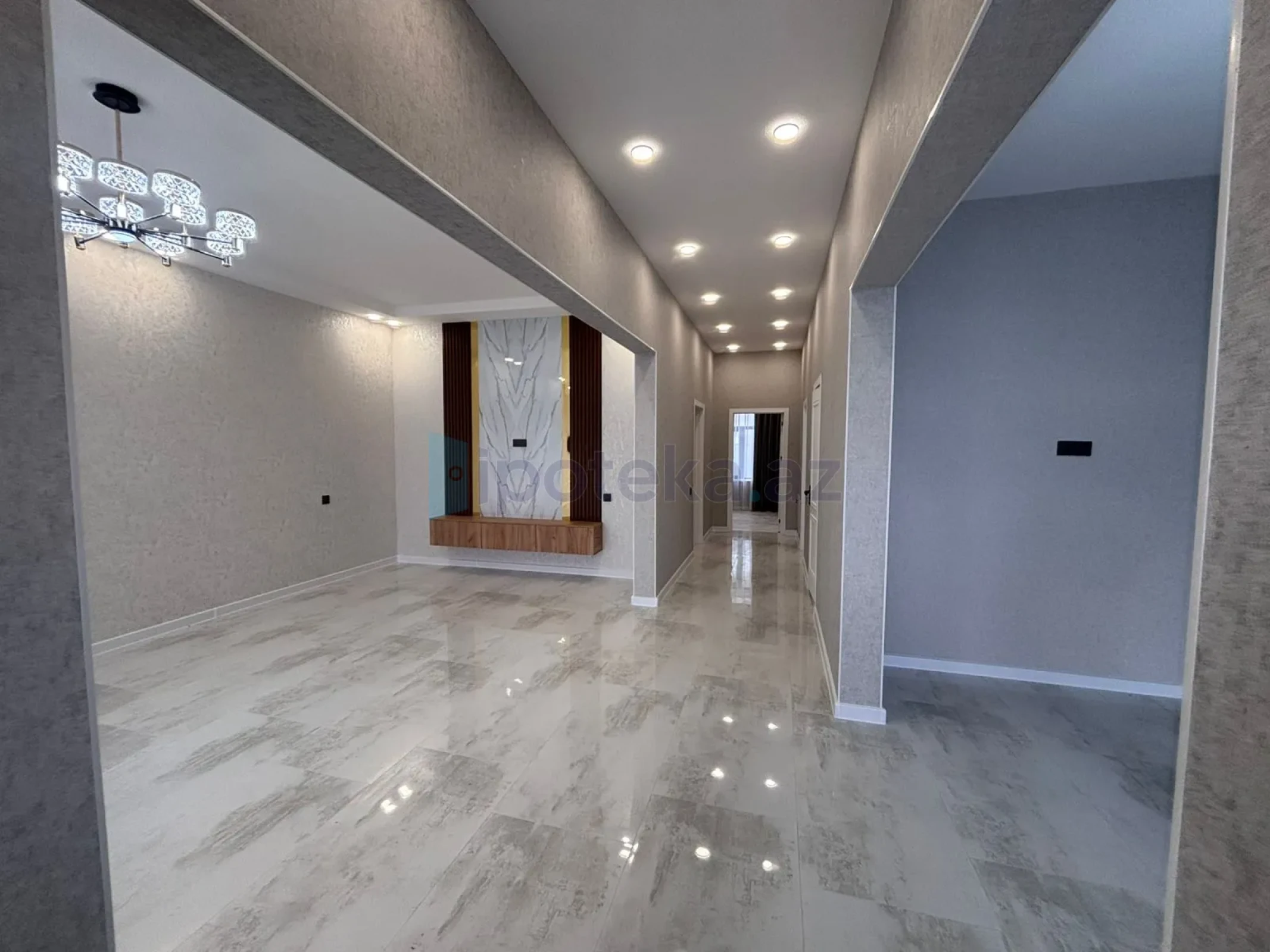 Satılır 4 otaqlı mənzil 150 m²