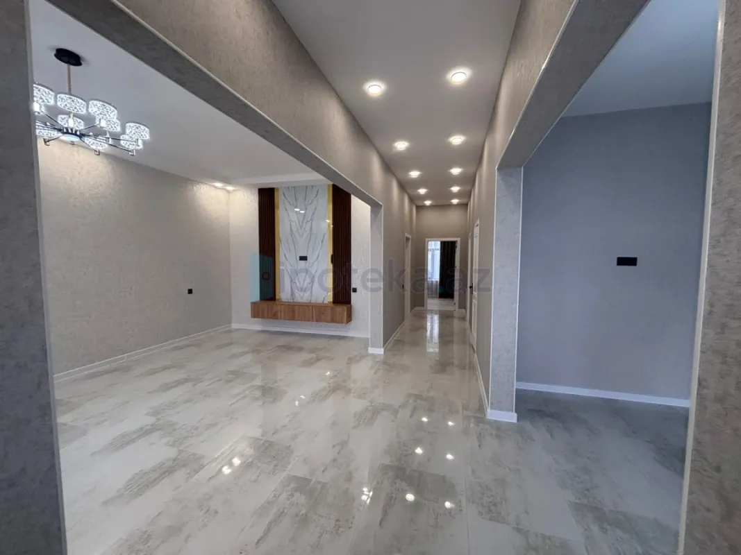 Satılır 4 otaqlı mənzil 150 m²