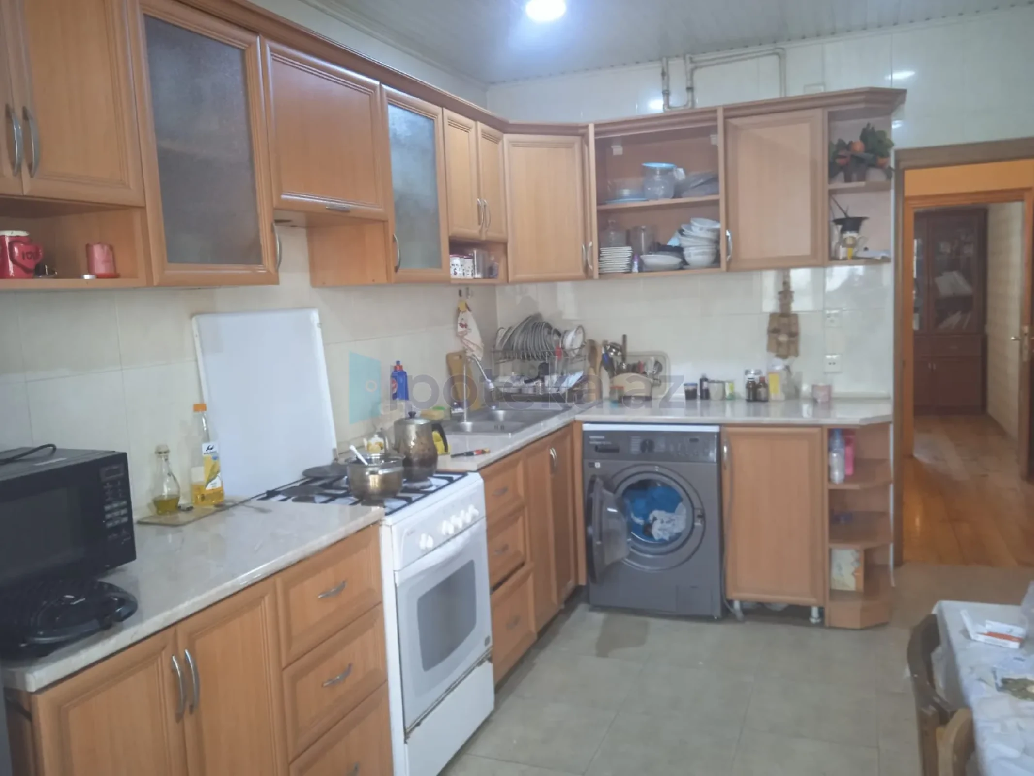 Satılır 6 otaqlı köhnə tikili 105 m²