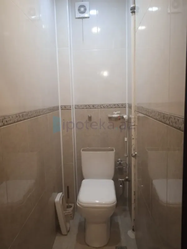 Satılır 6 otaqlı köhnə tikili 105 m²