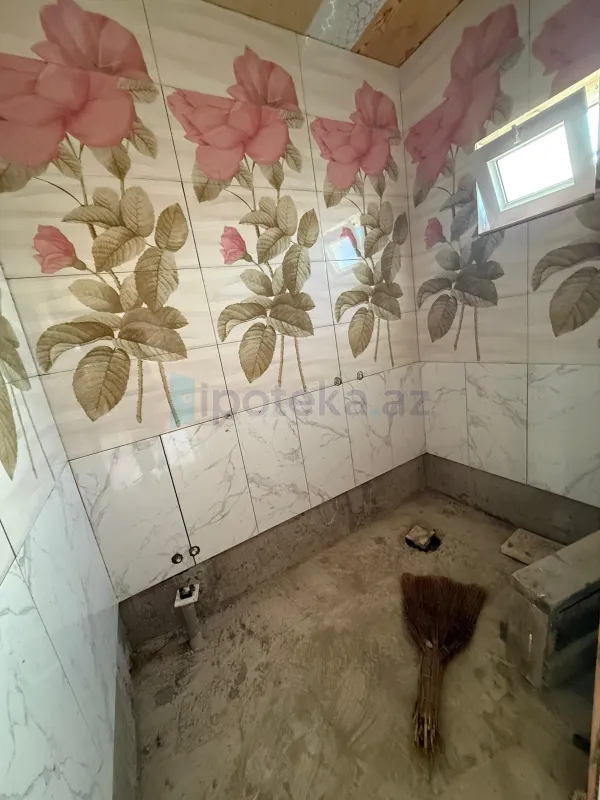 Satılır 4 otaqlı həyət evi 100 m²