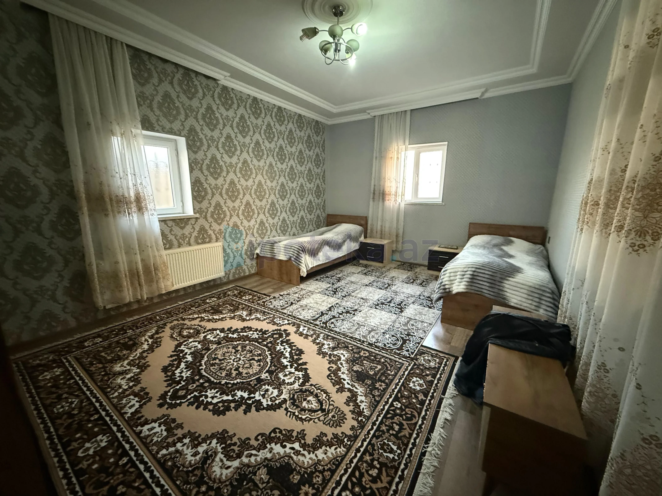 Satılır 4 otaqlı həyət evi 217 m²