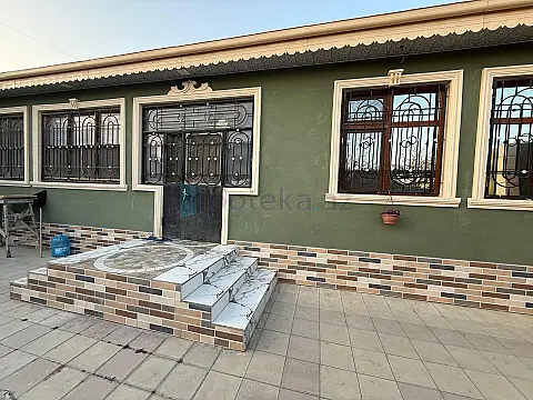 Satılır 4 otaqlı həyət evi 217 m²