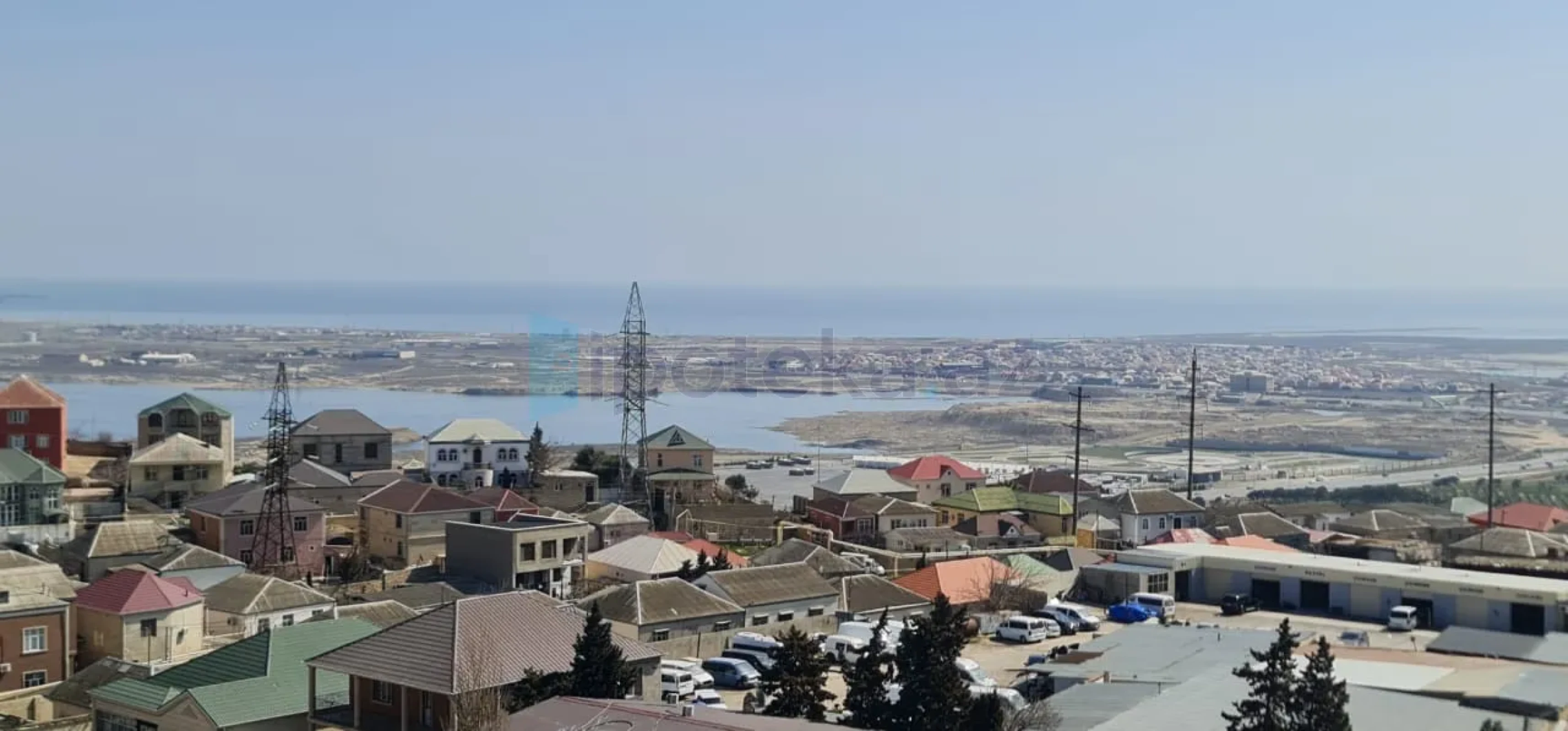 Satılır 2 otaqlı köhnə tikili 65 m²