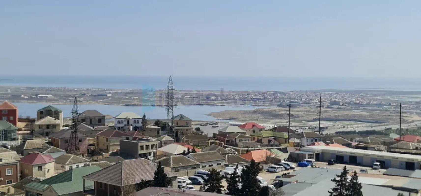 Satılır 2 otaqlı köhnə tikili 65 m²