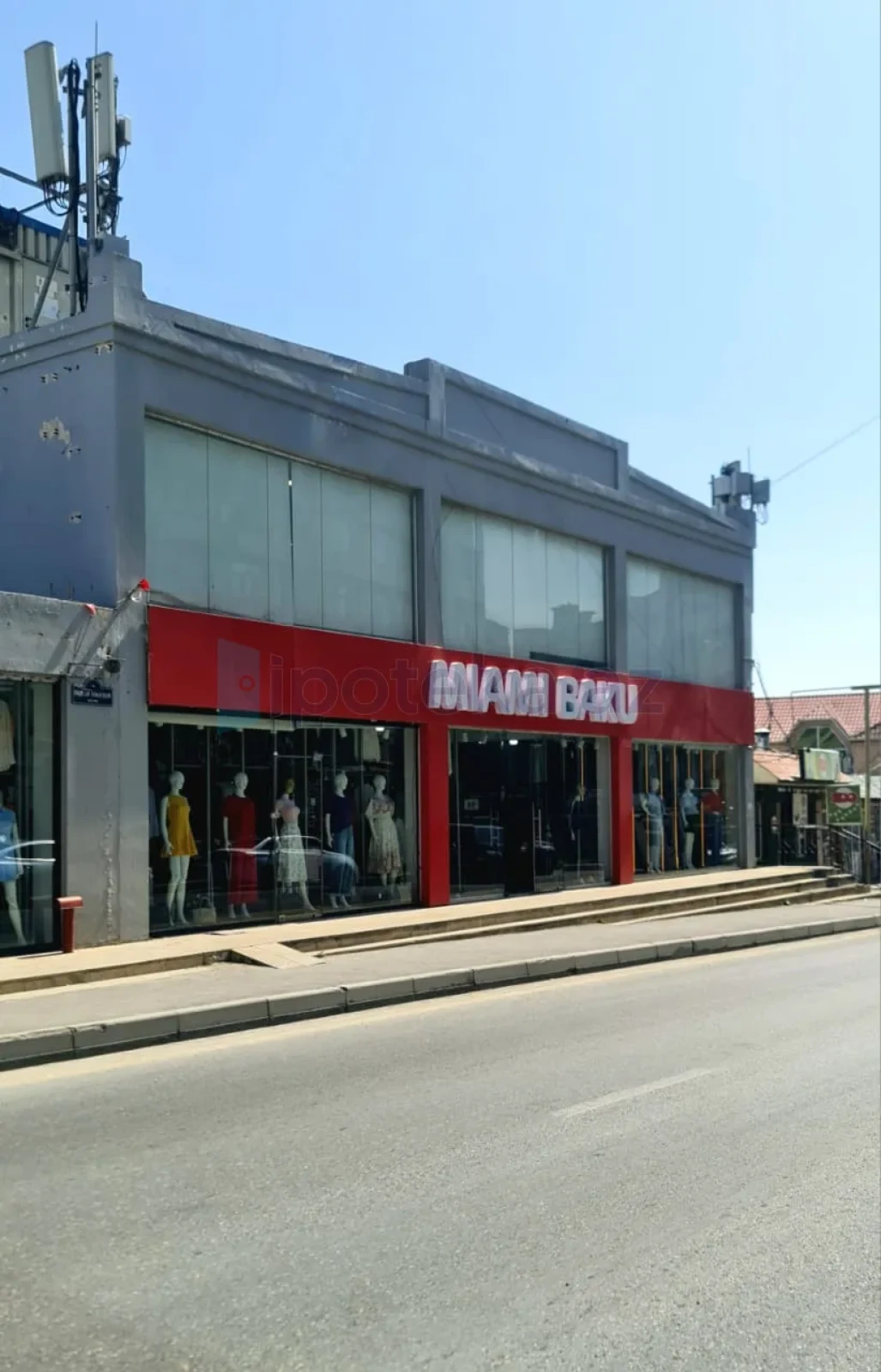 Satılır 2 otaqlı köhnə tikili 65 m²