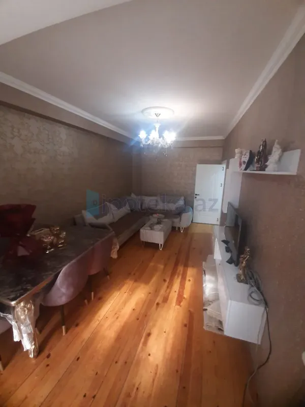 Satılır 2 otaqlı yeni tikili 61 m²