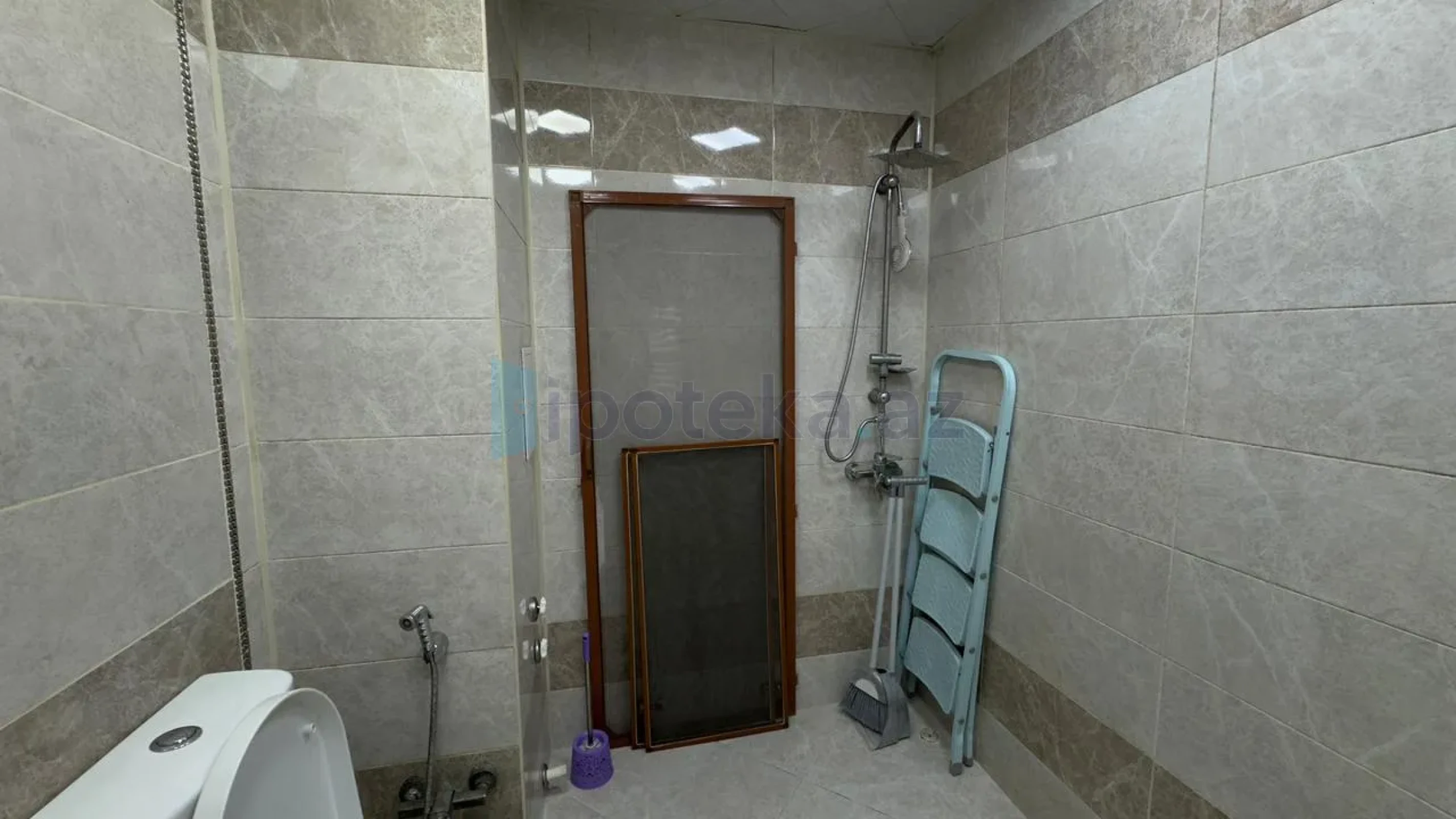 Satılır 3 otaqlı yeni tikili 74 m²