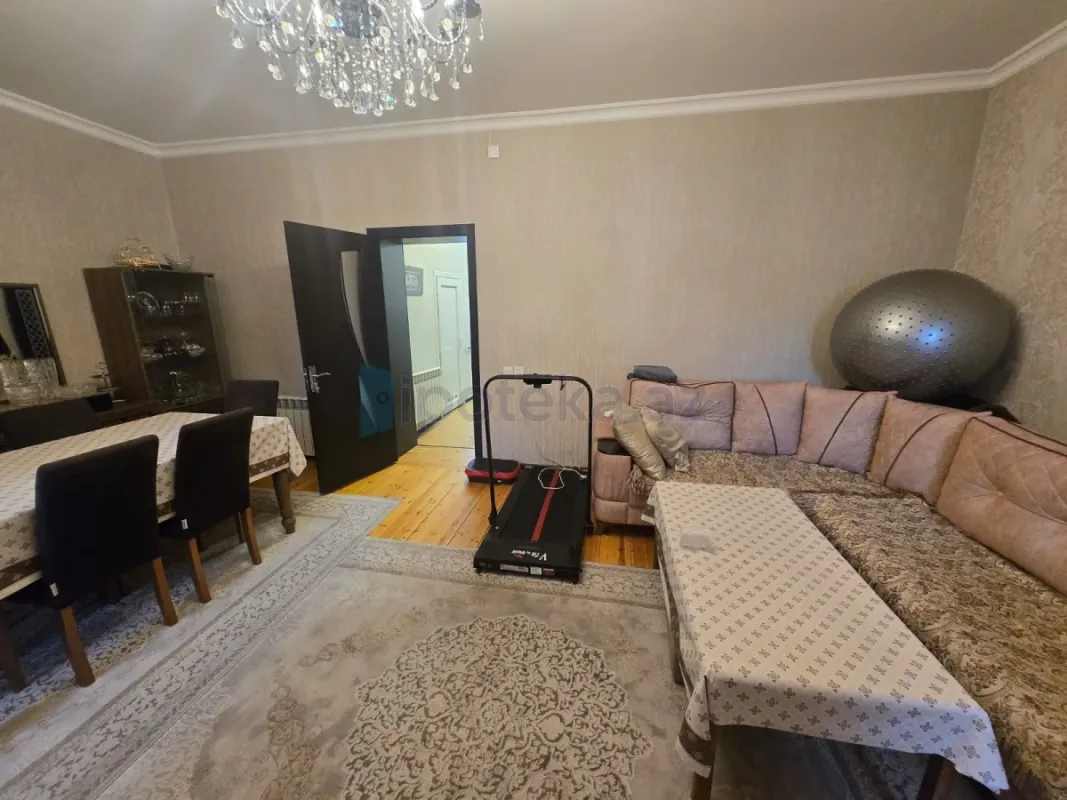 Satılır 2 otaqlı köhnə tikili 63.9 m²