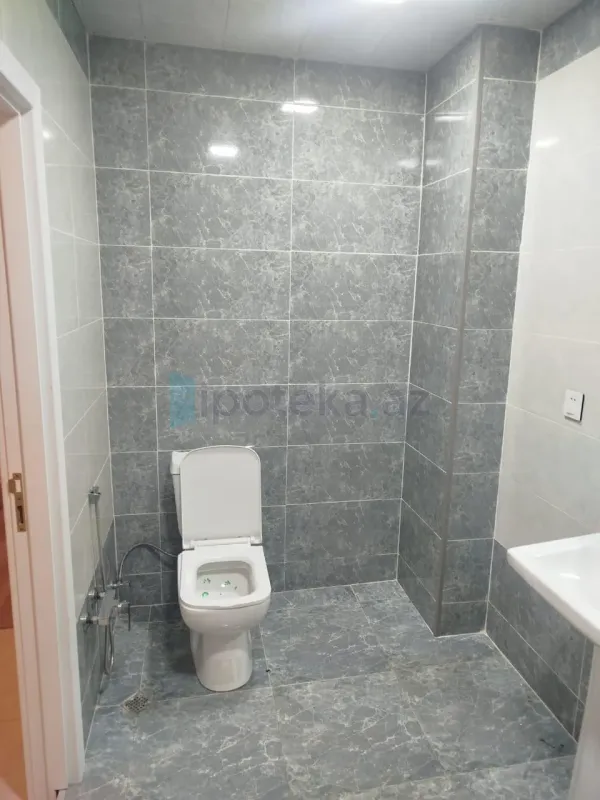 Satılır 2 otaqlı yeni tikili 70 m²