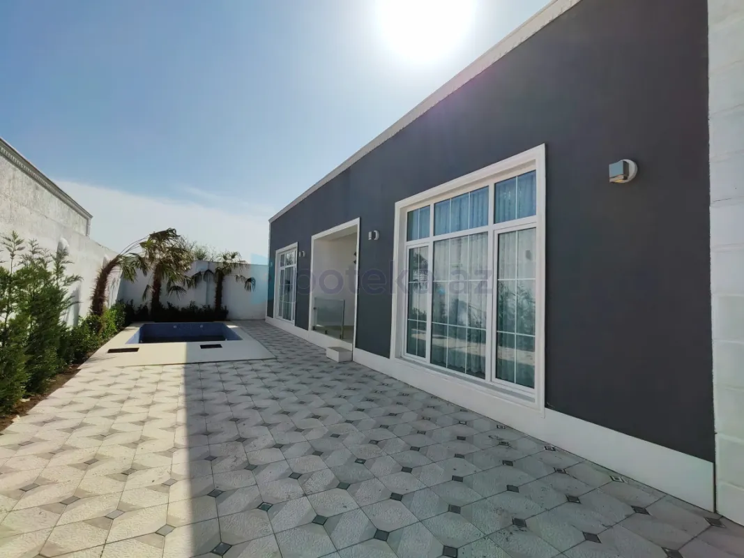 Satılır 4 otaqlı həyət evi 135 m²