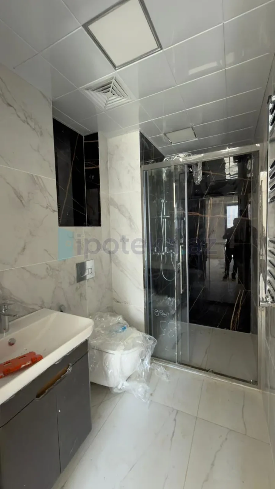 Satılır 4 otaqlı yeni tikili 108 m²