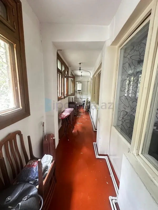 Satılır 3 otaqlı köhnə tikili 96 m²