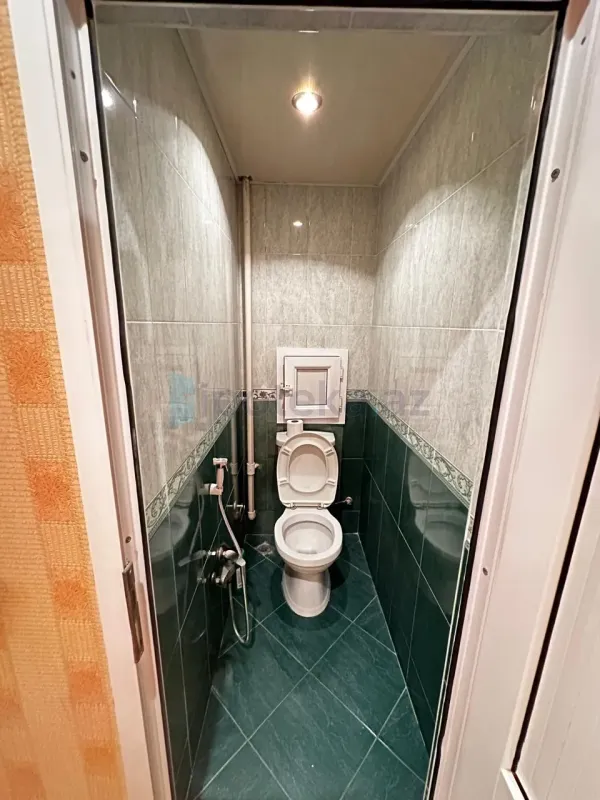 Satılır 3 otaqlı köhnə tikili 96 m²