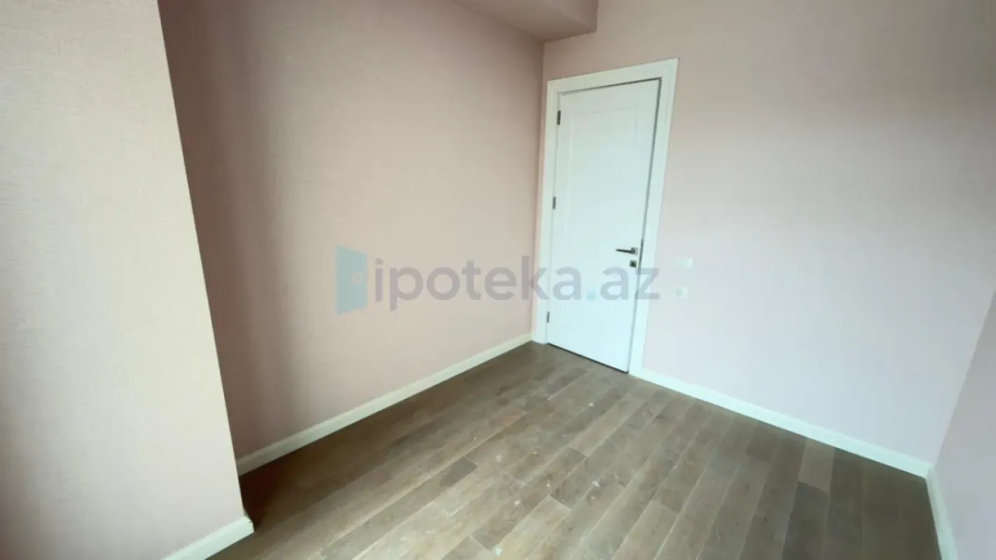 Satılır 3 otaqlı yeni tikili 83 m²