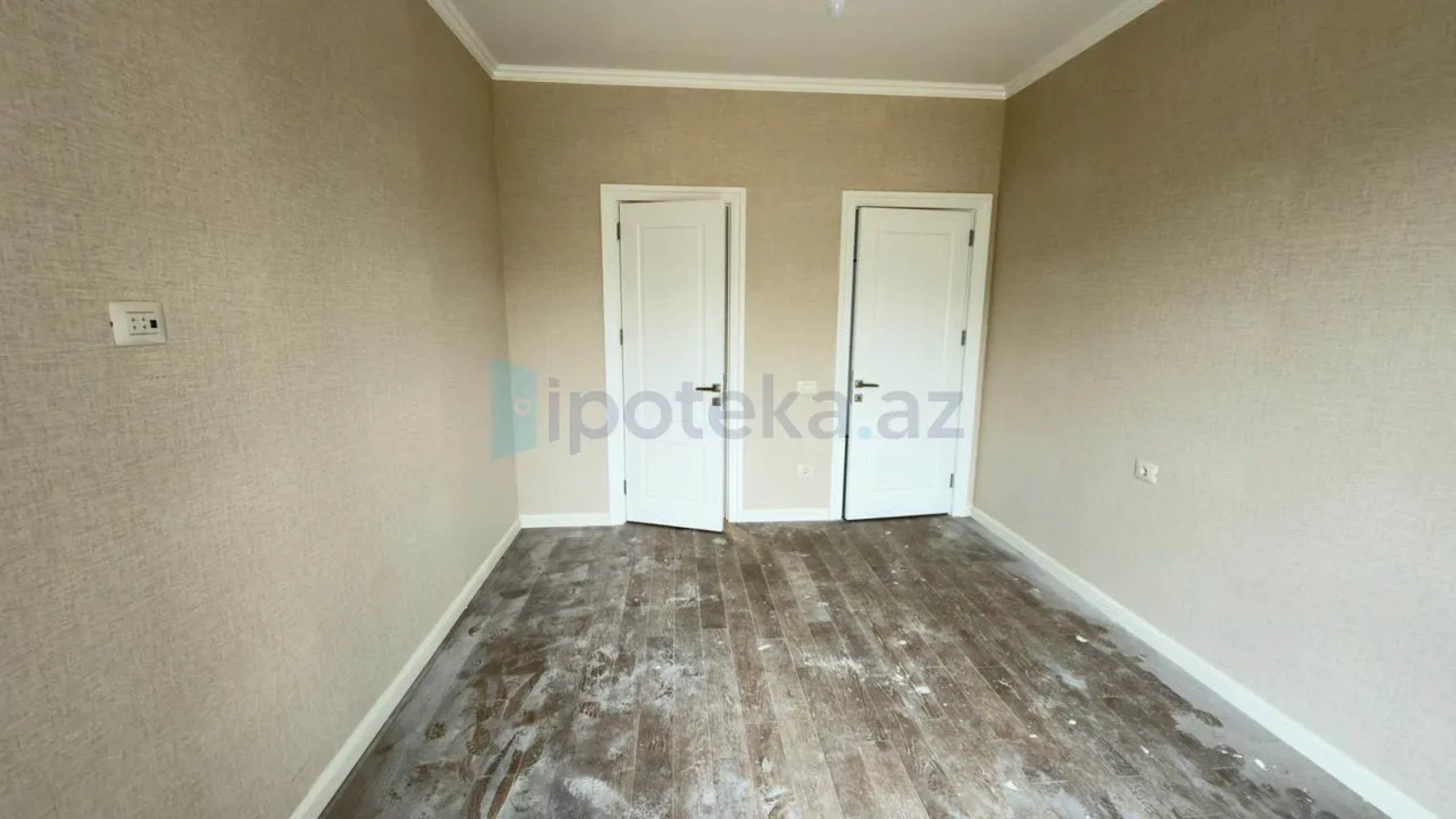 Satılır 3 otaqlı yeni tikili 83 m²