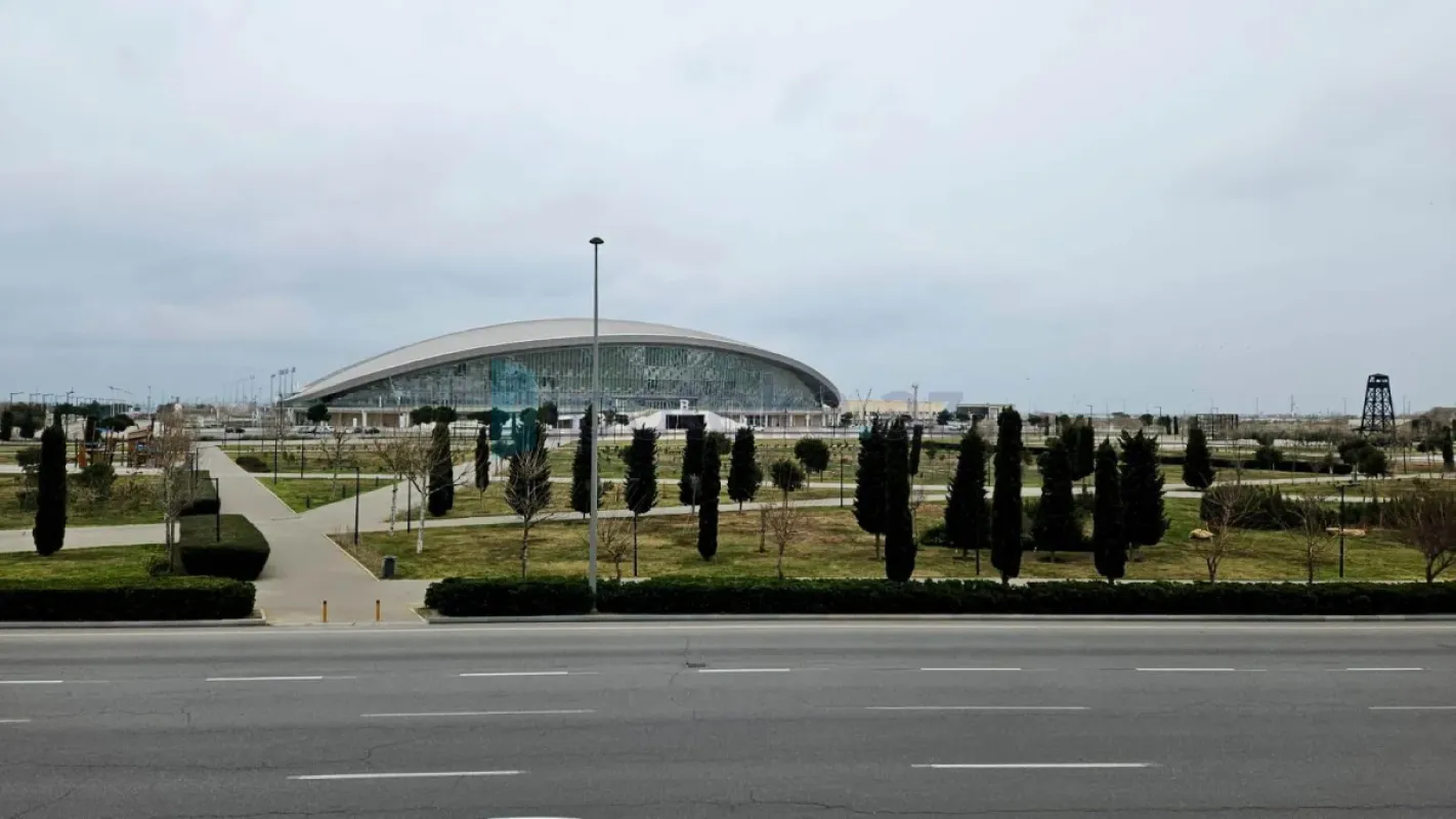 Satılır 3 otaqlı yeni tikili 180 m²