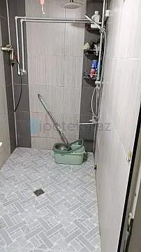 Satılır 2 otaqlı köhnə tikili 60 m²