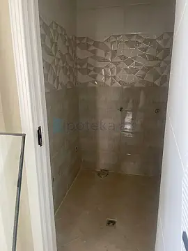 Satılır 2 otaqlı yeni tikili 42 m²
