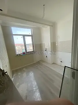 Satılır 2 otaqlı yeni tikili 42 m²