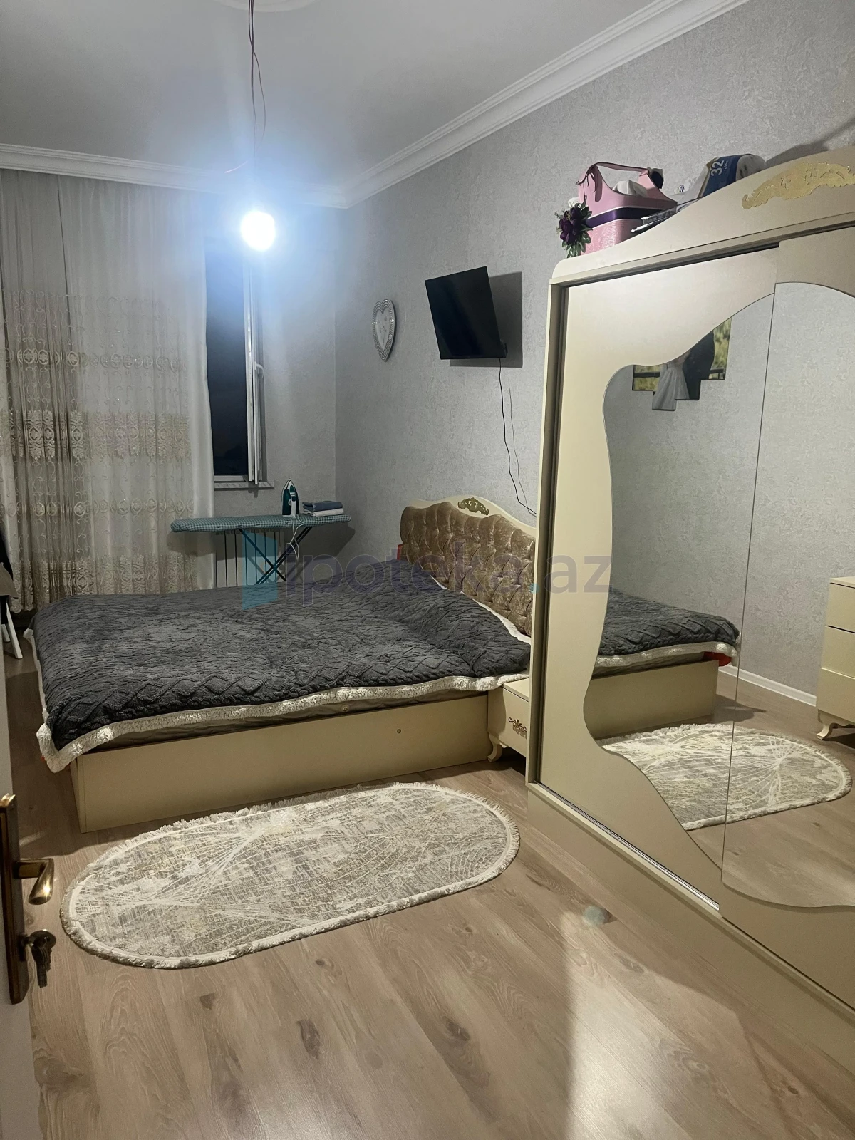 Satılır 2 otaqlı yeni tikili 74 m²