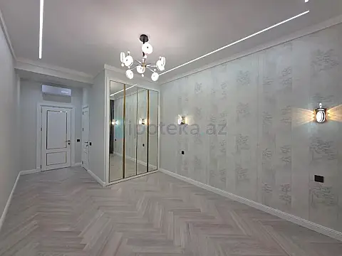 Satılır 4 otaqlı yeni tikili 1626 m²