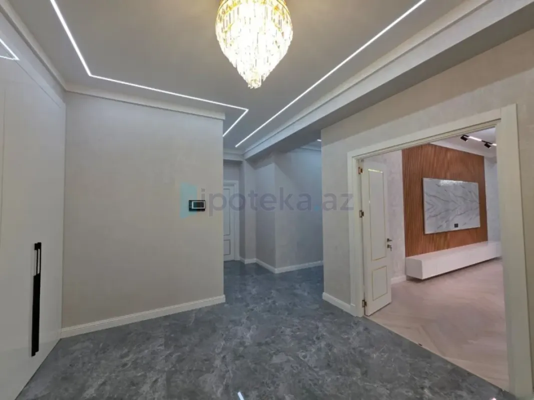 Satılır 4 otaqlı yeni tikili 1626 m²