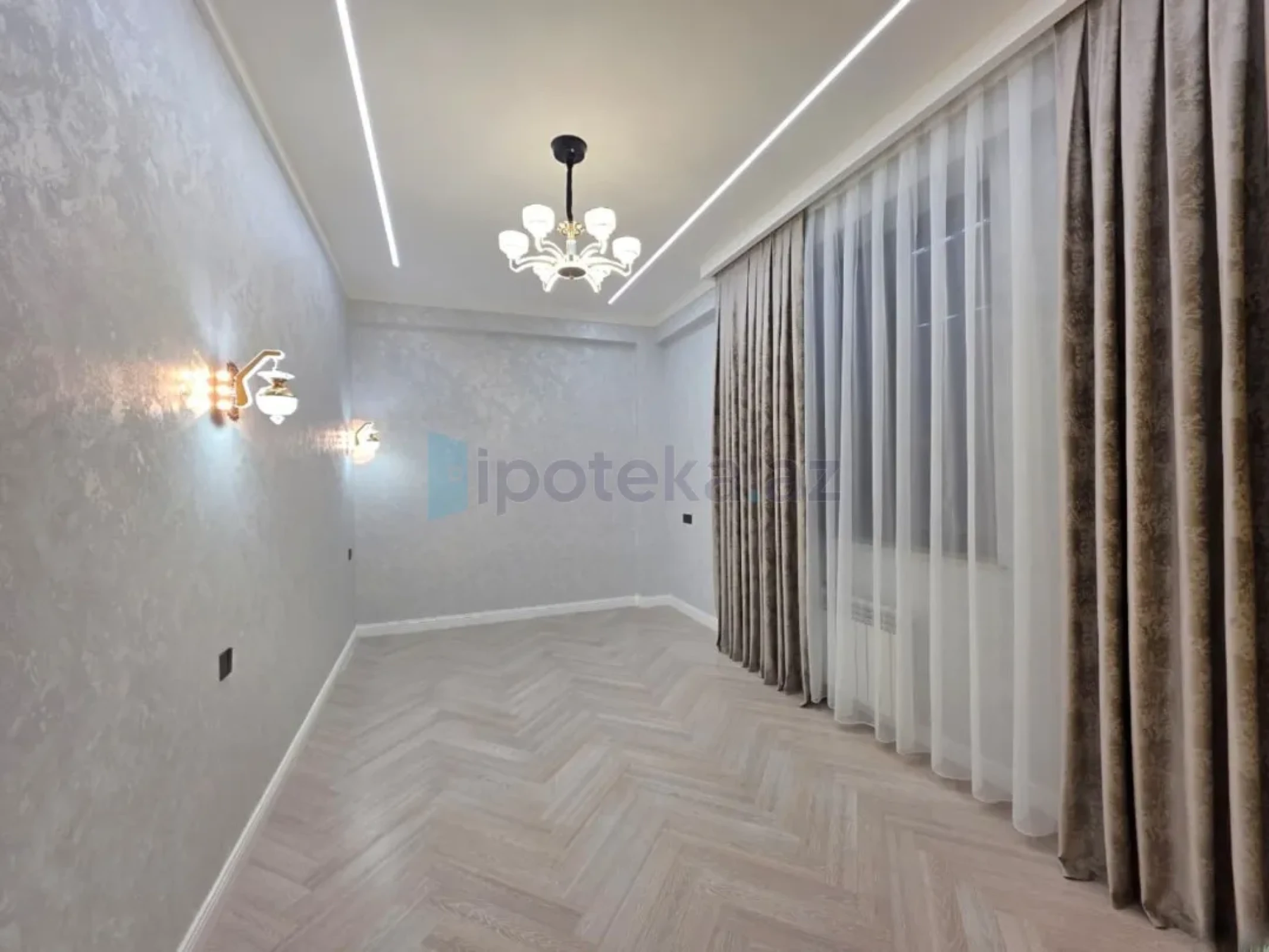 Satılır 4 otaqlı yeni tikili 1626 m²