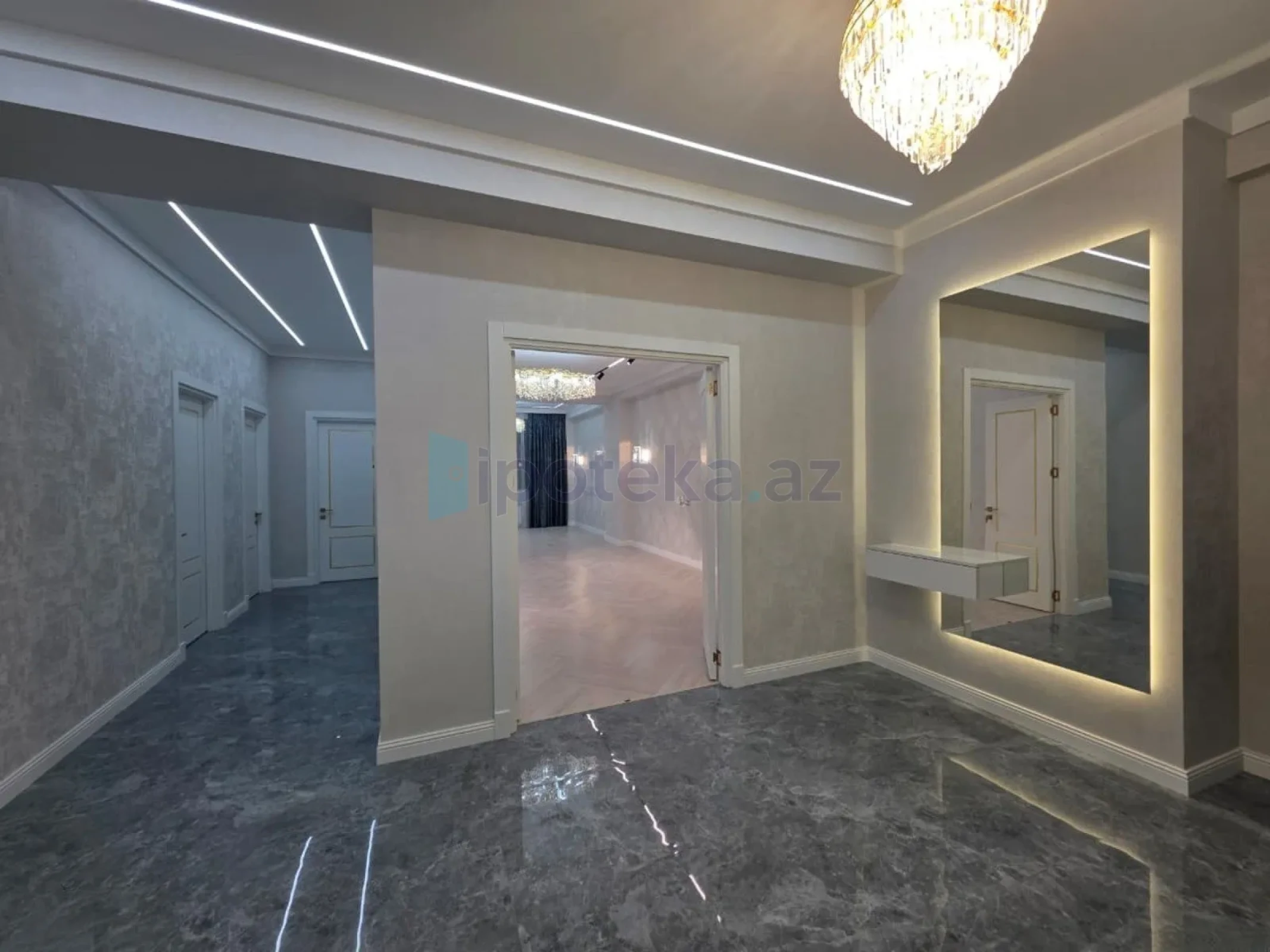 Satılır 4 otaqlı yeni tikili 1626 m²